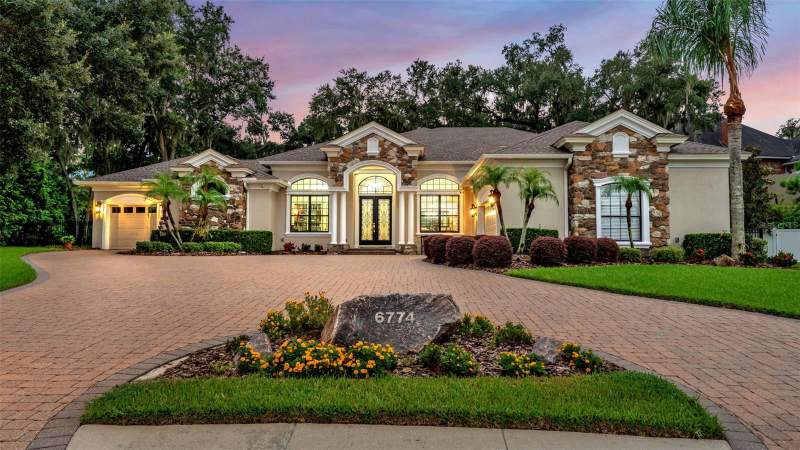 5 bedroom Single Family Residence at 6774 CRESCENT WOODS CIRCLE, CRESCENT WOODS, LAKELAND — photo 1