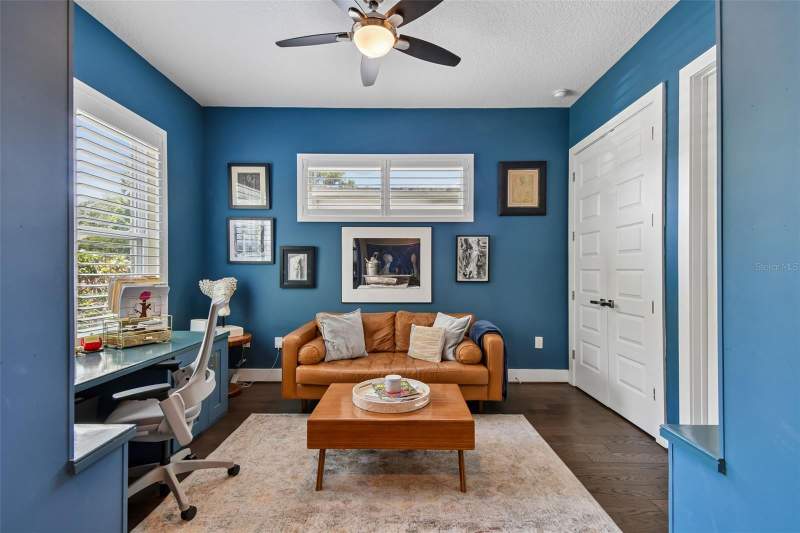 5 bedroom Single Family Residence at 2107 Hargill Drive, Ardmore Homes, Orlando — photo 3