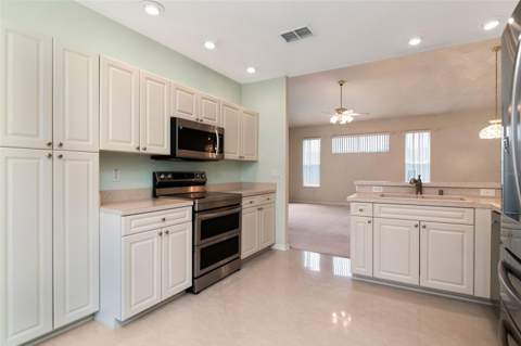 10029 Brookdale Drive, New Port Richey FL - photo 12 of 62