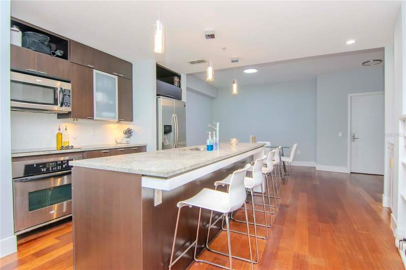 2 bedroom Condominium at 111 N 12th Street #1523, The Place At Channelside A Con, Tampa — photo 3