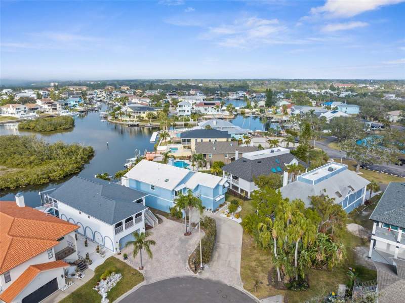 4 bedroom Single Family Residence at 6029 Bayway Court, Gulf Harbors Sea Forest, New Port Richey — photo 3
