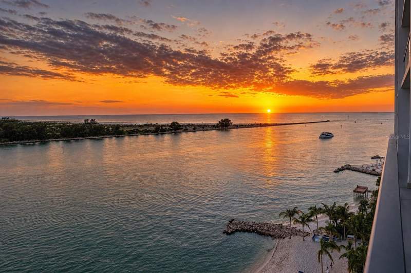 Enchantment Clearwater Beach Hotel Condominium