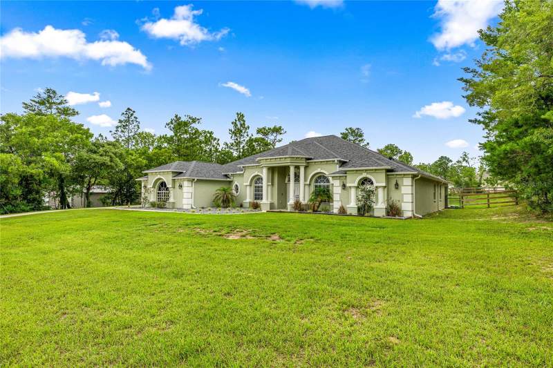 4 bedroom Single Family Residence at 8628 N Iberian Drive, Citrus Springs, Citrus Springs — photo 2