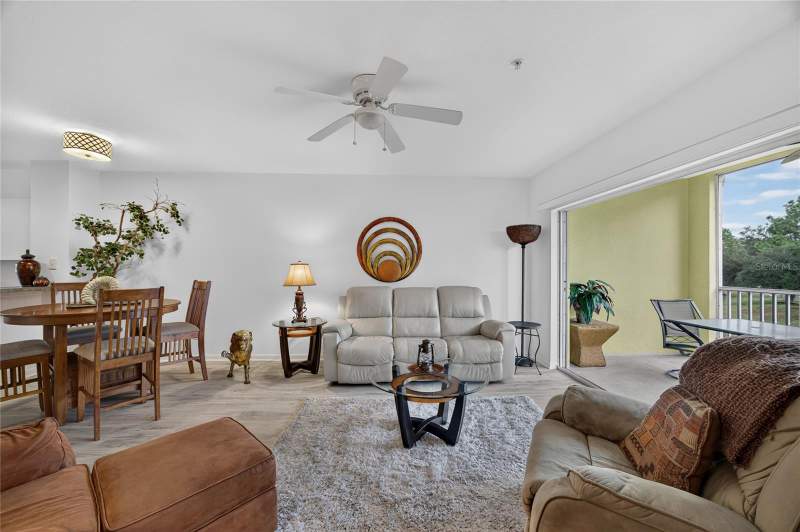2 bedroom Condominium at 2060 Willow Hammock Circle #207, Lake View Ii/Heritage Lake Park, Punta Gorda — photo 5