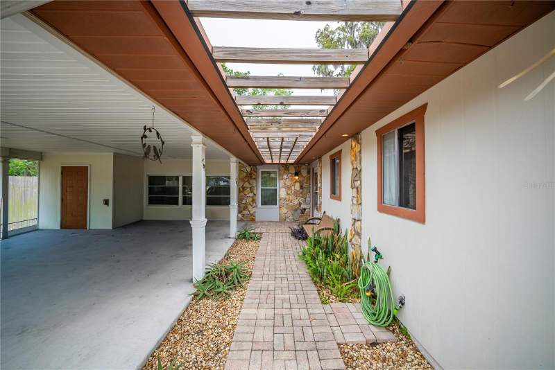 4 bedroom Single Family Residence at 12 Spring Lake Way, Silver Spgs Shores Un 15, Ocala — photo 5