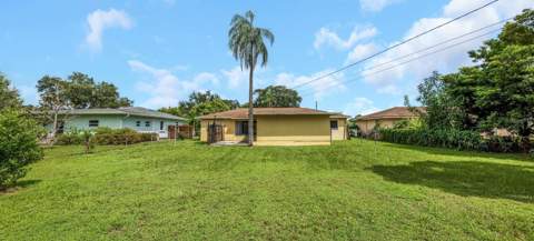 210 S Saturn Avenue, Clearwater FL - photo 19 of 22