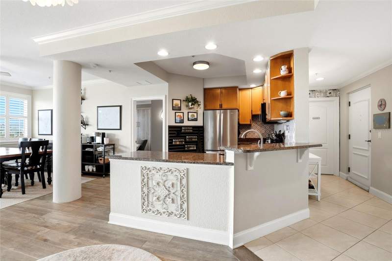 2 bedroom Condominium at 750 4th Avenue #705D, Orion Bldg Condo The, St Petersburg — photo 3