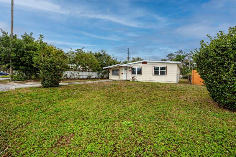 2 bedroom Single Family Residence at 418 39th Avenue, Curns W J Sub, St Petersburg — photo 3