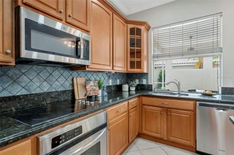 5909 Zaki Lane, Apollo Beach FL - photo 13 of 52