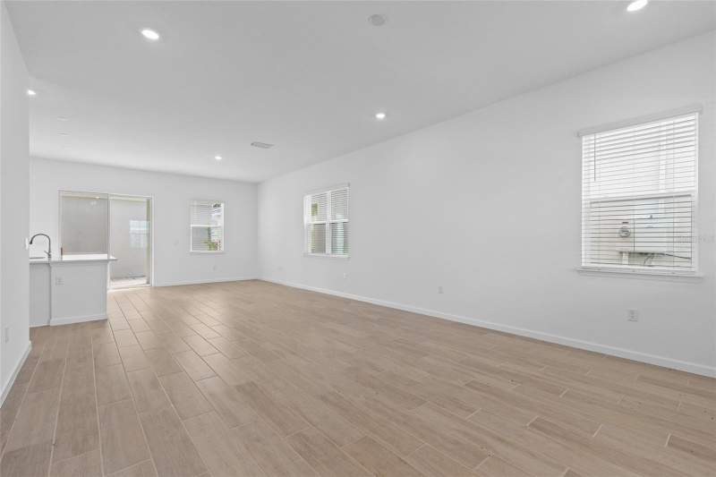 3 bedroom Single Family Residence at 13013 Serene Glade Road, Serenade At Ovation, Winter Garden — photo 4