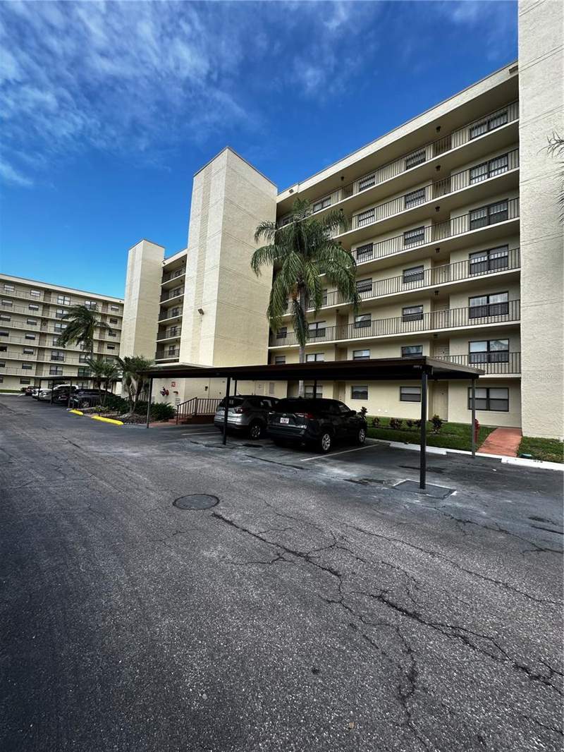 800 COVE CAY DRIVE #4F home for sale in Cove Cay Village