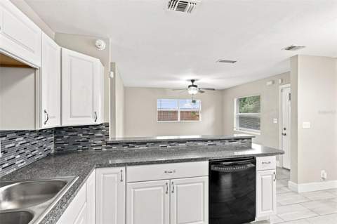 216 Graham Street, Daytona Beach FL - photo 14 of 45