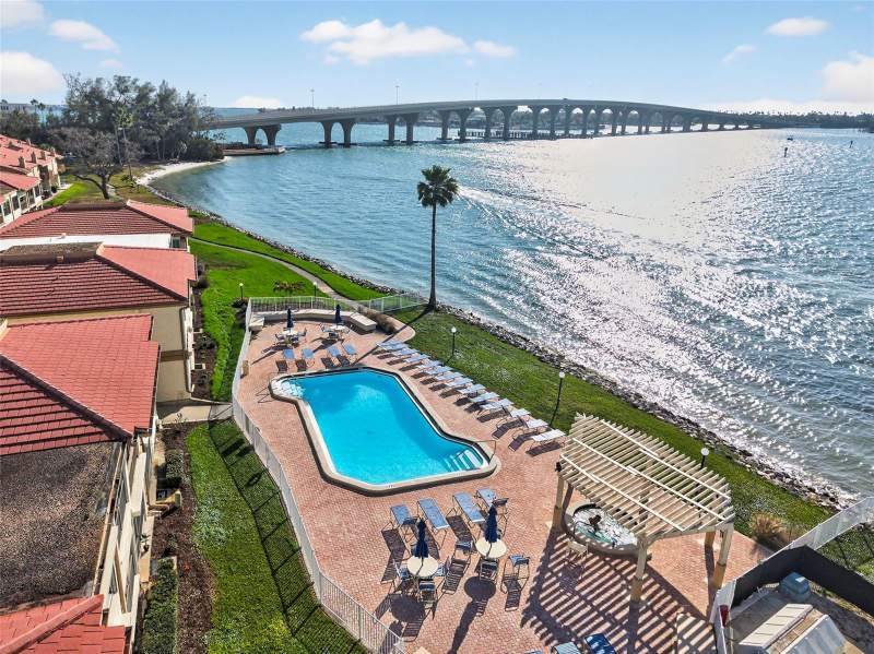 2 bedroom Condominium at 6210 Sun Boulevard #112, Casa Del Mar Condo III, St Petersburg — photo 2