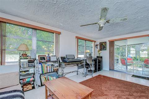 2128 Shannon Drive, Holiday FL - photo 12 of 21