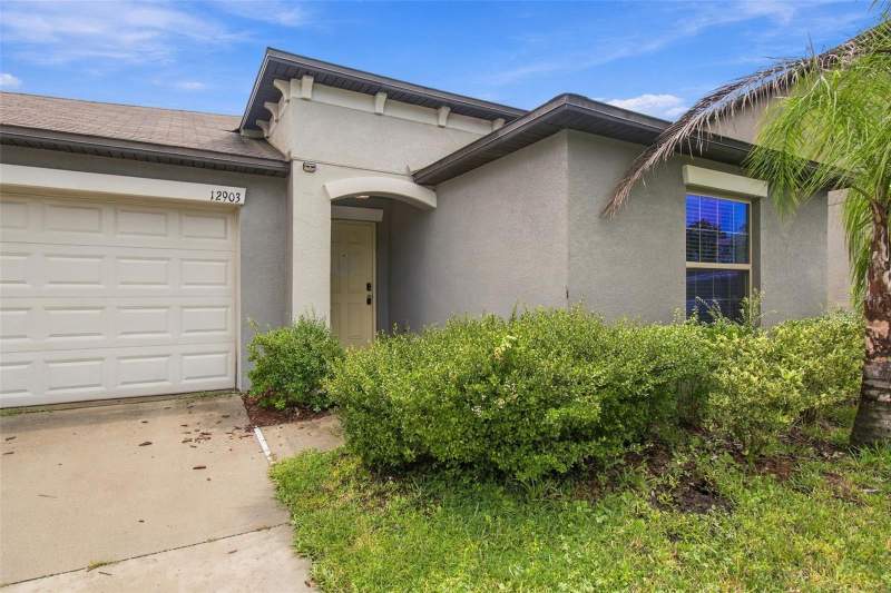 4 bedroom Single Family Residence at 12903 Wildflower Meadow Drive, Triple Crk Ph 6 Village H, Riverview — photo 3