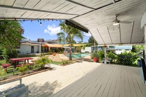 7103 Creekside Court, Tampa FL - photo 17 of 75