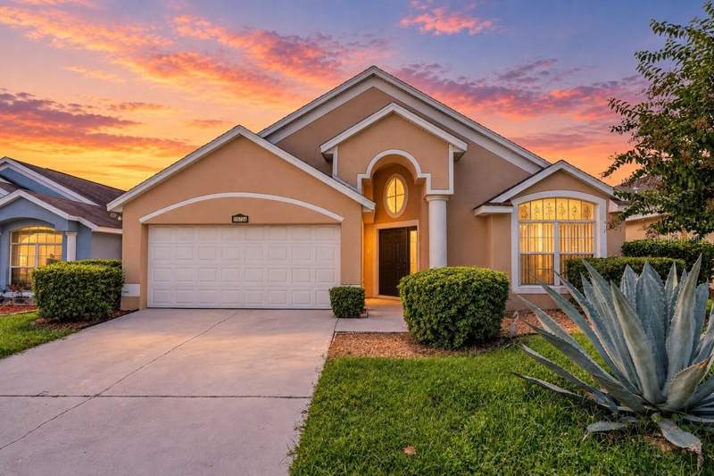 15746 AUTUMN GLEN AVENUE home for sale in Weston Hills