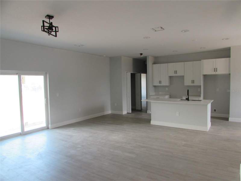 4 bedroom Single Family Residence at 12168 Grouse Avenue, Port Charlotte Sec 072, Port Charlotte — photo 3