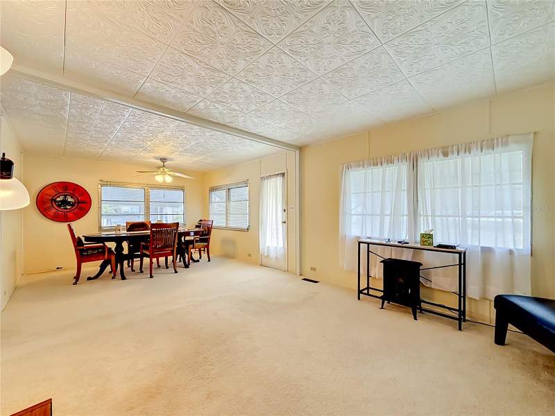 1 bedroom Mobile Home at 4676 66th Lane #20, El Rey Mobile Home Park Unrec, St Petersburg — photo 4