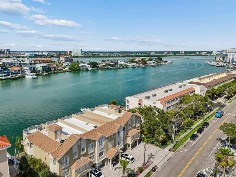 3 bedroom Townhouse at 620 Bayway Boulevard #5, Moorings Twnhms, Clearwater Beach — photo 3