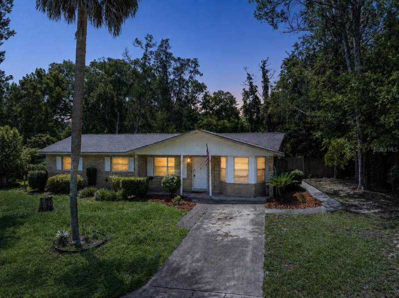 3 bedroom Single Family Residence at 3404 SE 35th Street, Cedar Hills, Ocala — photo 2