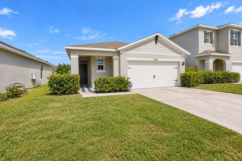 3 bedroom Single Family Residence at 30430 Pintail Drive, Lake Denham Estates Phase III A Replat, Leesburg — photo 4