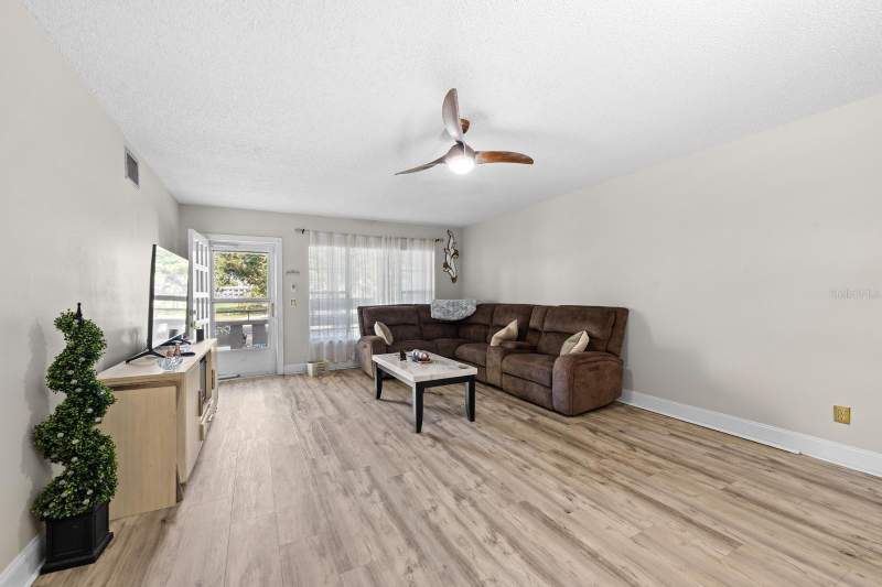 2 bedroom Condominium at 2416 World Parkway Boulevard #26, On Top Of The World, Clearwater — photo 4