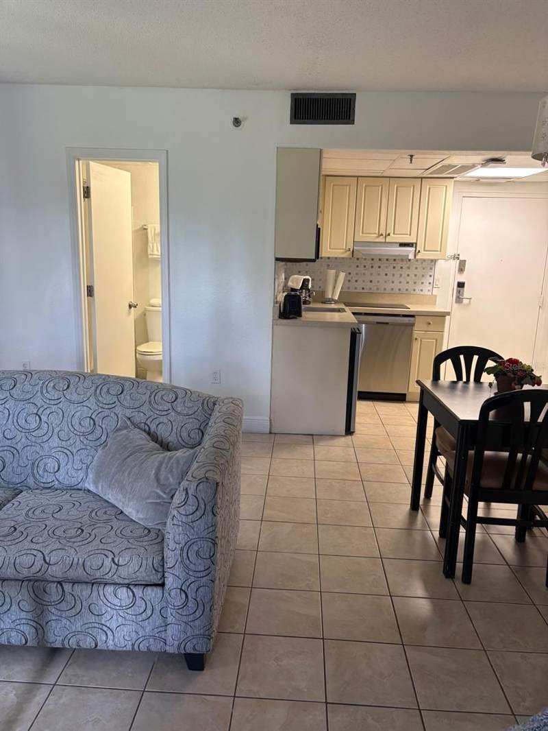 1 bedroom Condo - Hotel at 6165 Carrier Drive #2113, Enclave At Orlando Ph 02, Orlando — photo 4