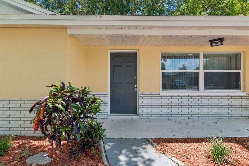 3 bedroom Single Family Residence at 7105 Oakshire Drive, Embassy Hills, Port Richey — photo 2