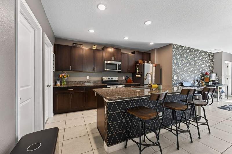 5 bedroom Single Family Residence at 2148 Shining Azul Way, Manors/Cypress Ranch, Lutz — photo 4