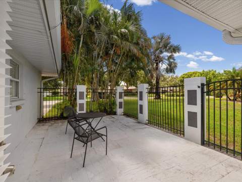 118 Live Oak Lane, Largo FL - photo 17 of 39
