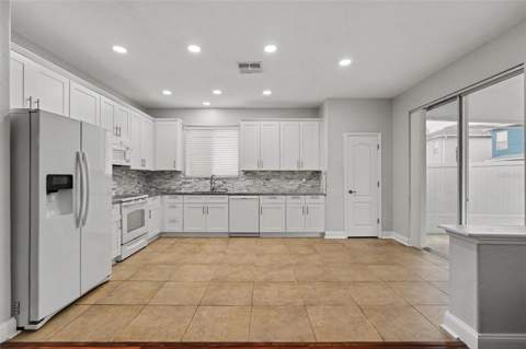 17511 Glenapp Dr, Land O Lakes FL - photo 7 of 26