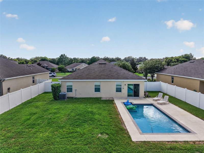 4 bedroom Single Family Residence at 9785 Pepper Tree Trail, Pepper Tree Village, Wildwood — photo 3