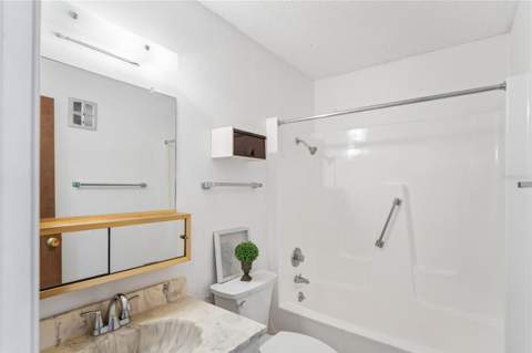 5530 N 80th Street #C308, St Petersburg FL - photo 22 of 45