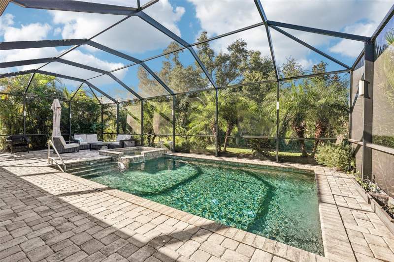 3 bedroom Single Family Residence at 17845 Polo Trail, Polo Run Ph Iia & Iib, Bradenton — photo 2