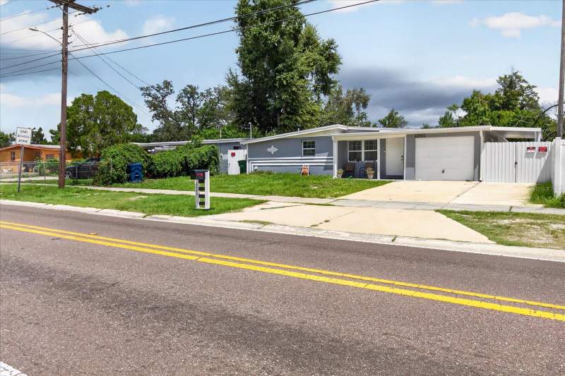 4 bedroom Single Family Residence at 10905 N 22nd Street, Sherwood Heights Unit 1, Tampa — photo 4