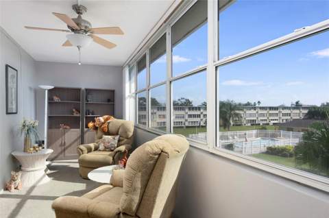 8101 11th Street #319, St Petersburg FL - photo 12 of 36