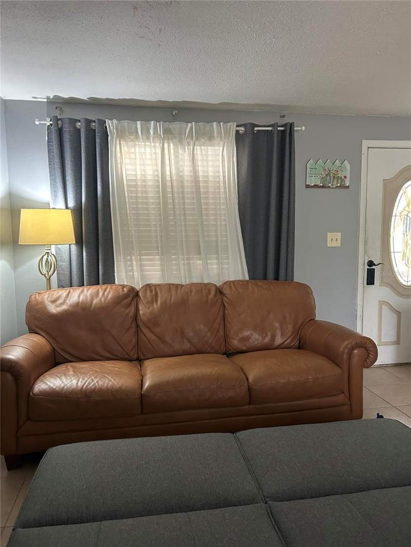 3 bedroom Single Family Residence at 5401 96th Avenue, Skyview Terrace 1st Add, Pinellas Park — photo 4