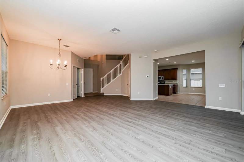 4 bedroom Single Family Residence at 2026 Heartland Circle, Oaks At Valrico Ph 2, Valrico — photo 2