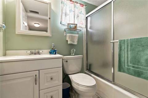 3617 Lake Bayshore Drive #401, Bradenton FL - photo 23 of 43