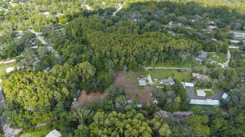 3 bedroom Single Family Residence at 10034 Burton Street, Moon Lake Estates, New Port Richey — photo 5