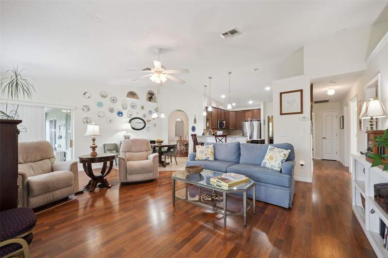 4 bedroom Single Family Residence at 2243 Wolf Ridge Lane, Addison Place Sub, Mount Dora — photo 3
