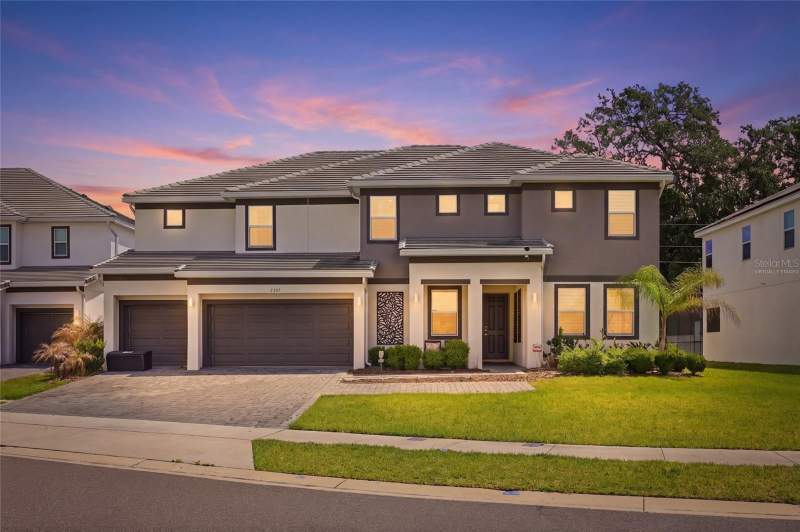 13 bedroom Single Family Residence at 2437 Shanti Drive, Veranda Palms Ph 2B2-2C, Kissimmee — photo 2