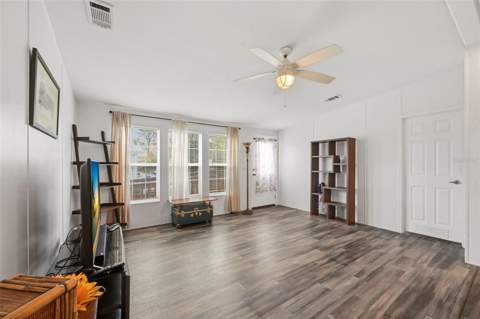 209 Ellsworth Drive, Kissimmee FL - photo 6 of 40