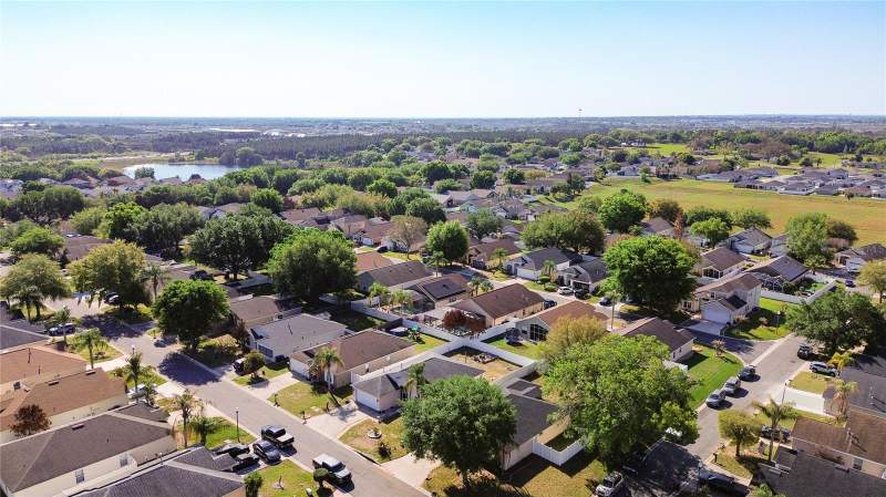 3 bedroom Single Family Residence at 233 Verbena Street, Heather Hill Ph 02, Davenport — photo 5