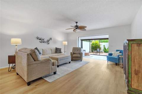 597 Lakeside Drive #205, Bradenton FL - photo 17 of 47