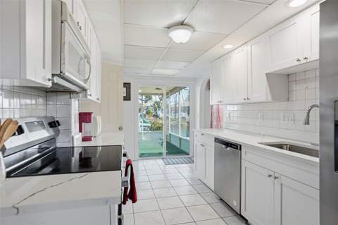 13630 Garris Drive, Hudson FL - photo 11 of 48
