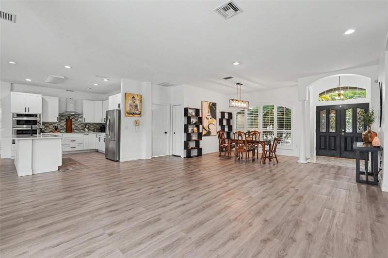 4 bedroom Single Family Residence at 12507 Royal Dublin Avenue, Windsor Park At The Eagles-Fi, Odessa — photo 3