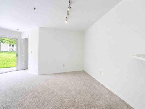 7270 Westpointe Boulevard #910, Orlando FL - photo 7 of 26