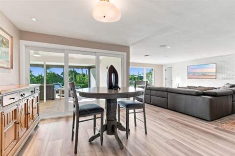 2303 Constitution Boulevard, Sarasota FL - photo 10 of 53